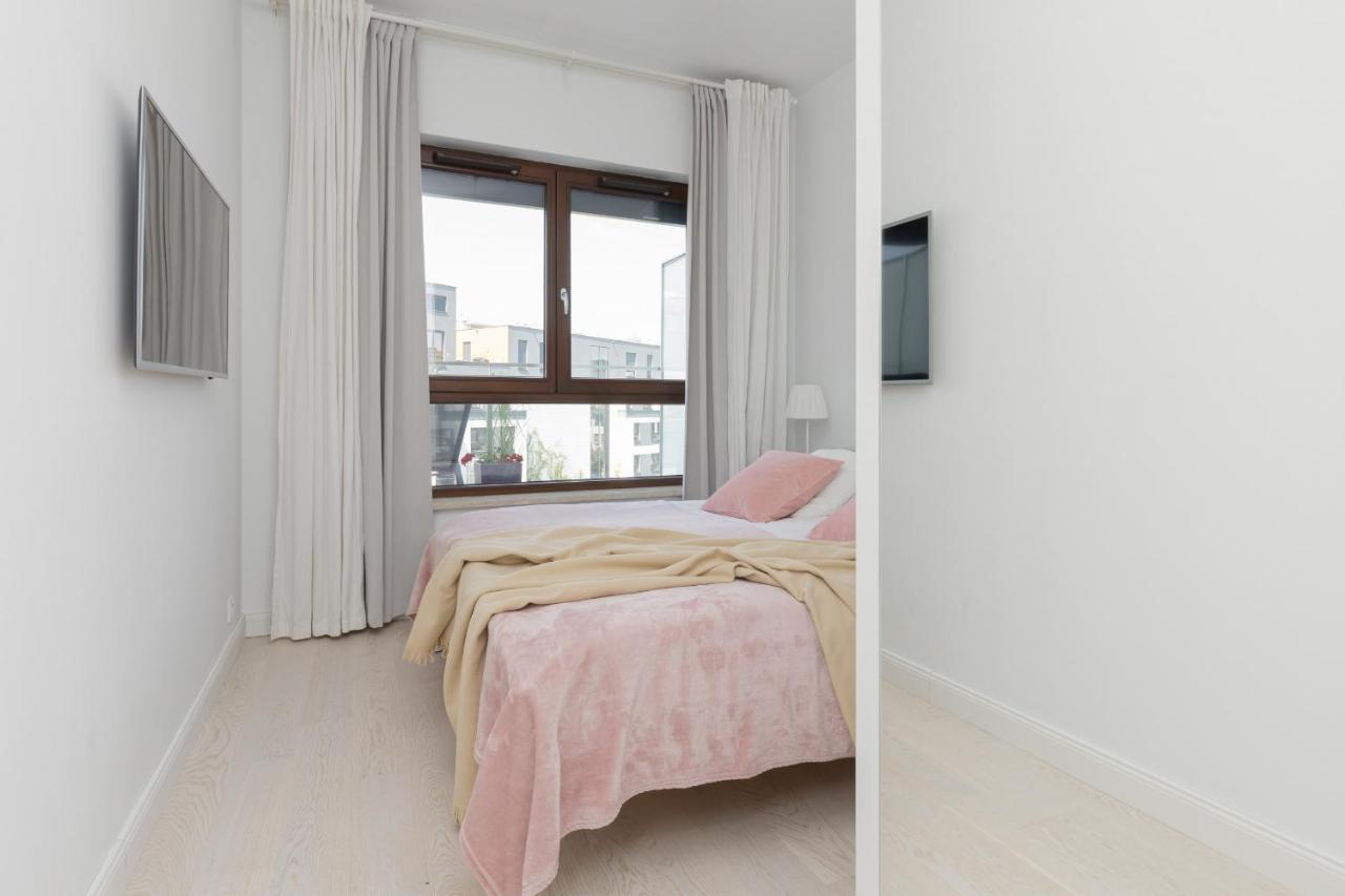 Sarmacka Apartment With Balcony Warsaw Wilanow By Noclegi Renters Екстериор снимка