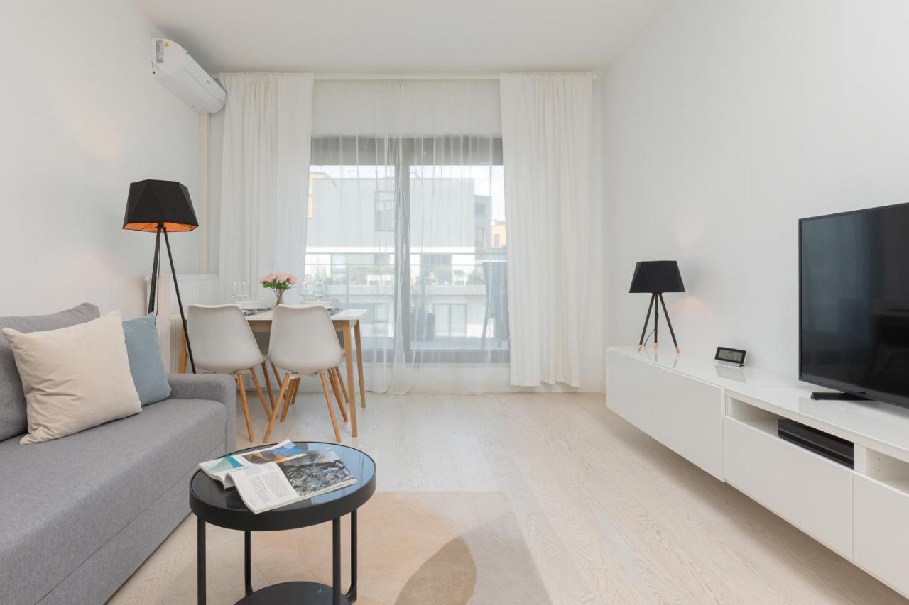 Sarmacka Apartment With Balcony Warsaw Wilanow By Noclegi Renters Екстериор снимка